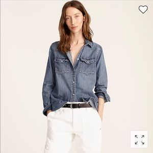 FINAL SALE: J Crew Classic Fit Chambray Shirt